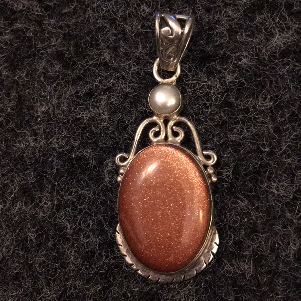 Red Goldstone and Pearl Cabochon Pendant in Silver